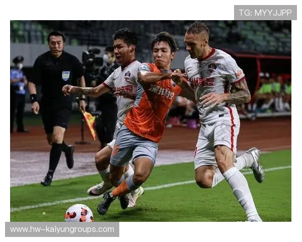 中超豪门引援震撼公布,球迷彻夜庆祝